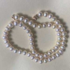 Solid 14KG Corrugated 6.5mm BallClasp Genuine Cultured Pearls Choker Necklace!!